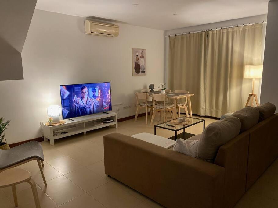 Casa Marla Mit 3 Schlafzimmern Und 2 Badezimmern بْوُرتو كاليرو المظهر الخارجي الصورة