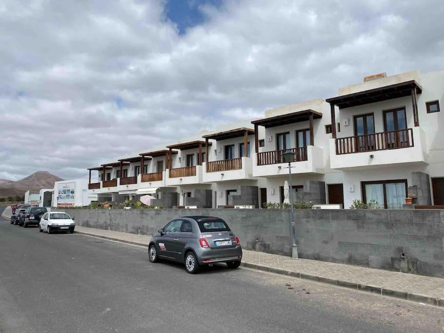 Casa Marla Mit 3 Schlafzimmern Und 2 Badezimmern بْوُرتو كاليرو المظهر الخارجي الصورة